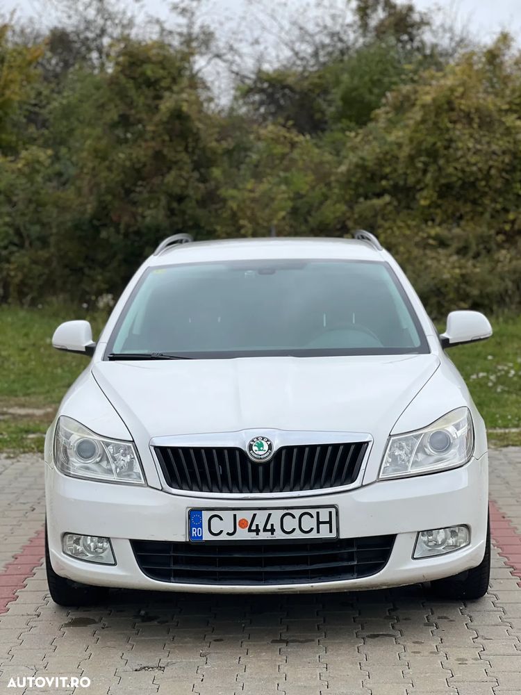 Skoda Octavia 1.8 TSI Business DSG - 2