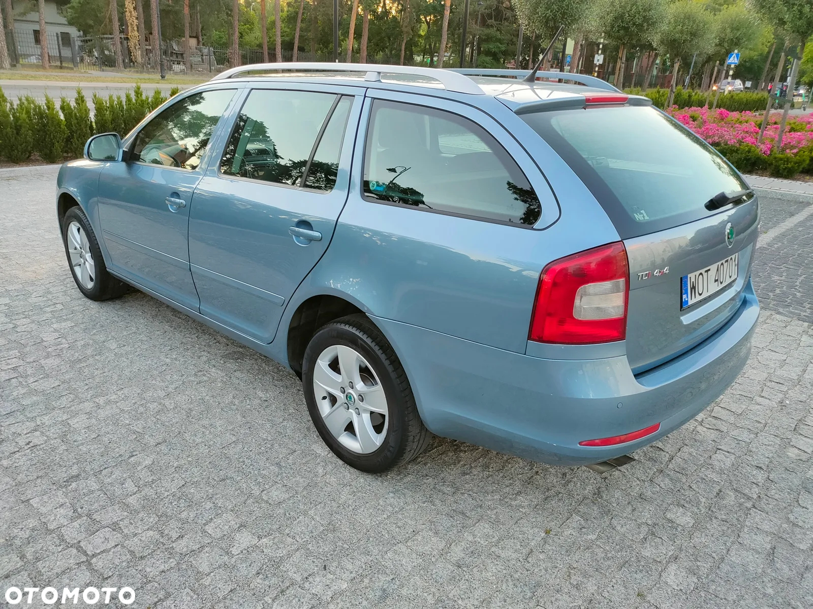 Skoda Octavia 2.0 TDI DPF 4x4 Elegance - 9