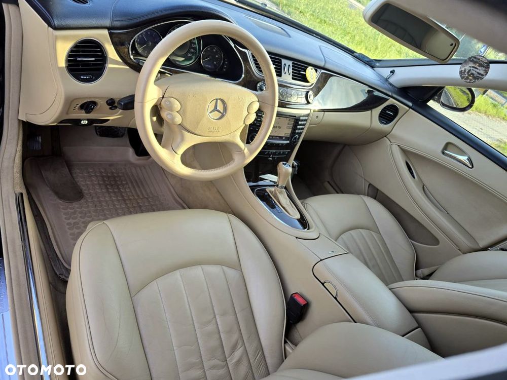 Mercedes-Benz CLS 320 CDI - 21