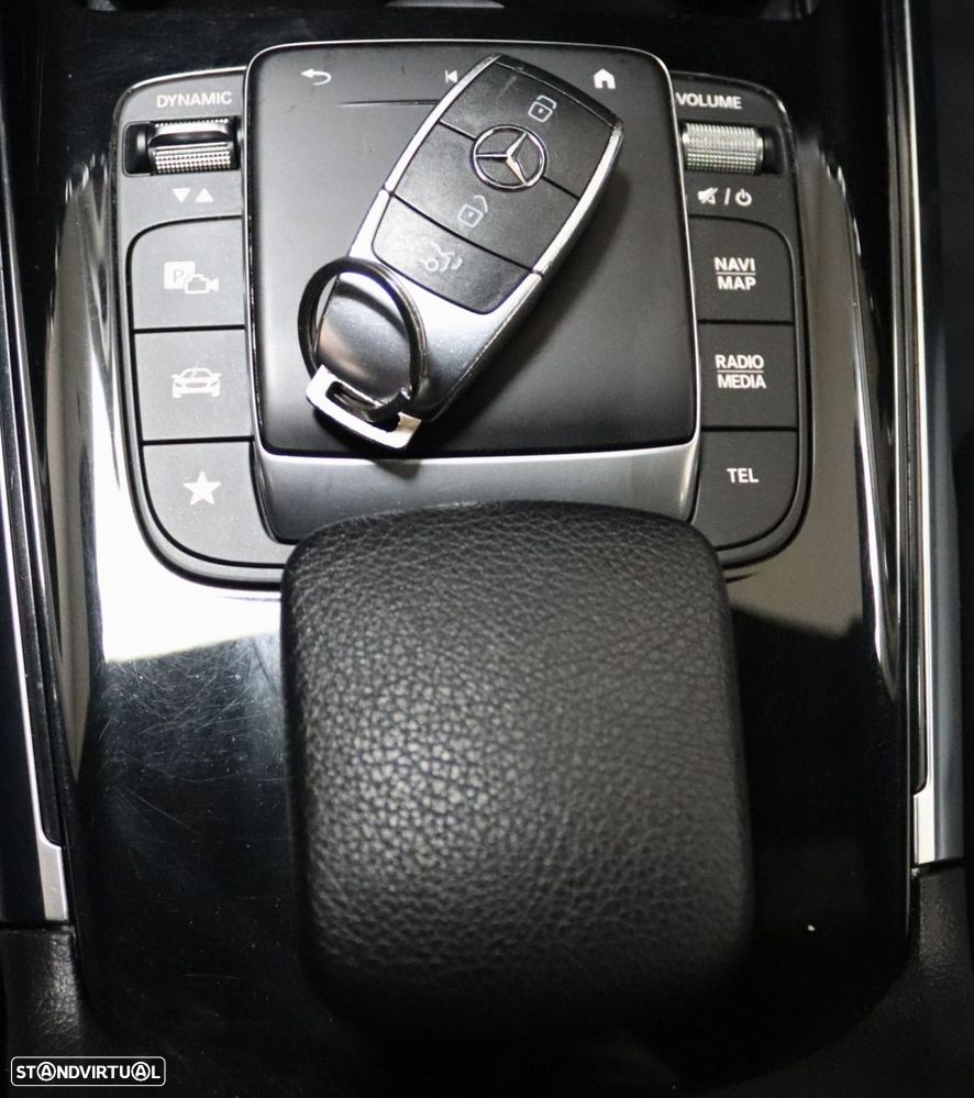 Mercedes-Benz GLB 180 d Progressive - 31