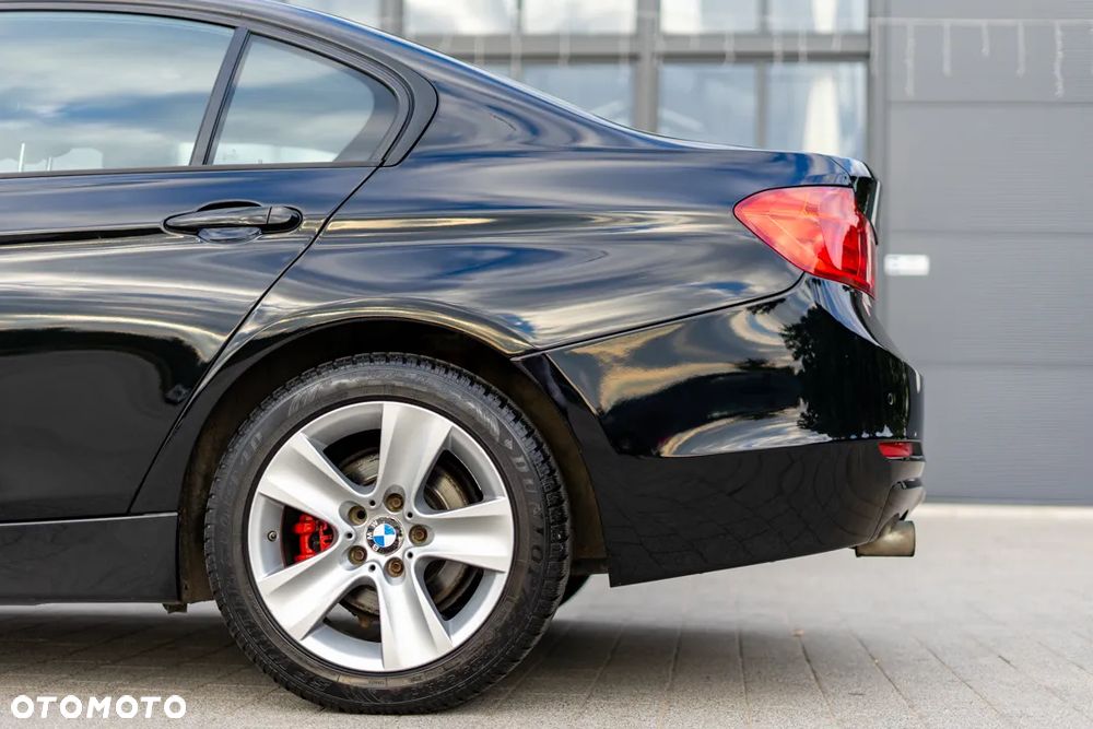 BMW Seria 3 - 22