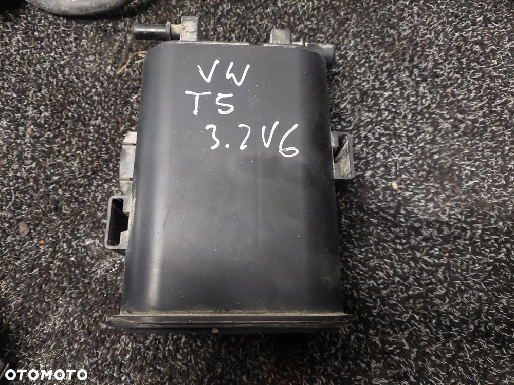 VOLKSWAGEN T5 3.2 V6 FILTR WĘGLOWY 7E0201801