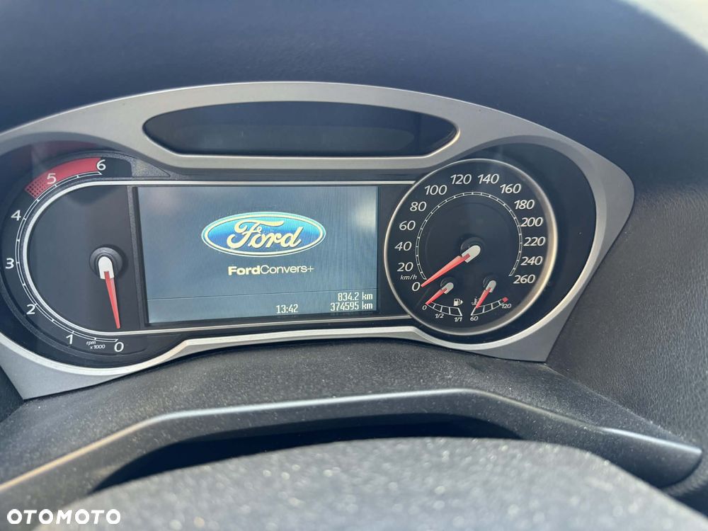 Ford Mondeo - 8