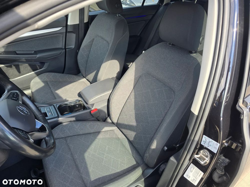 Volkswagen Golf - 12