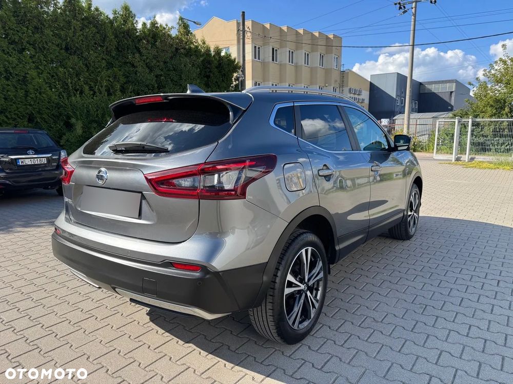 Nissan Qashqai 1.3 DIG-T N-Connecta - 2