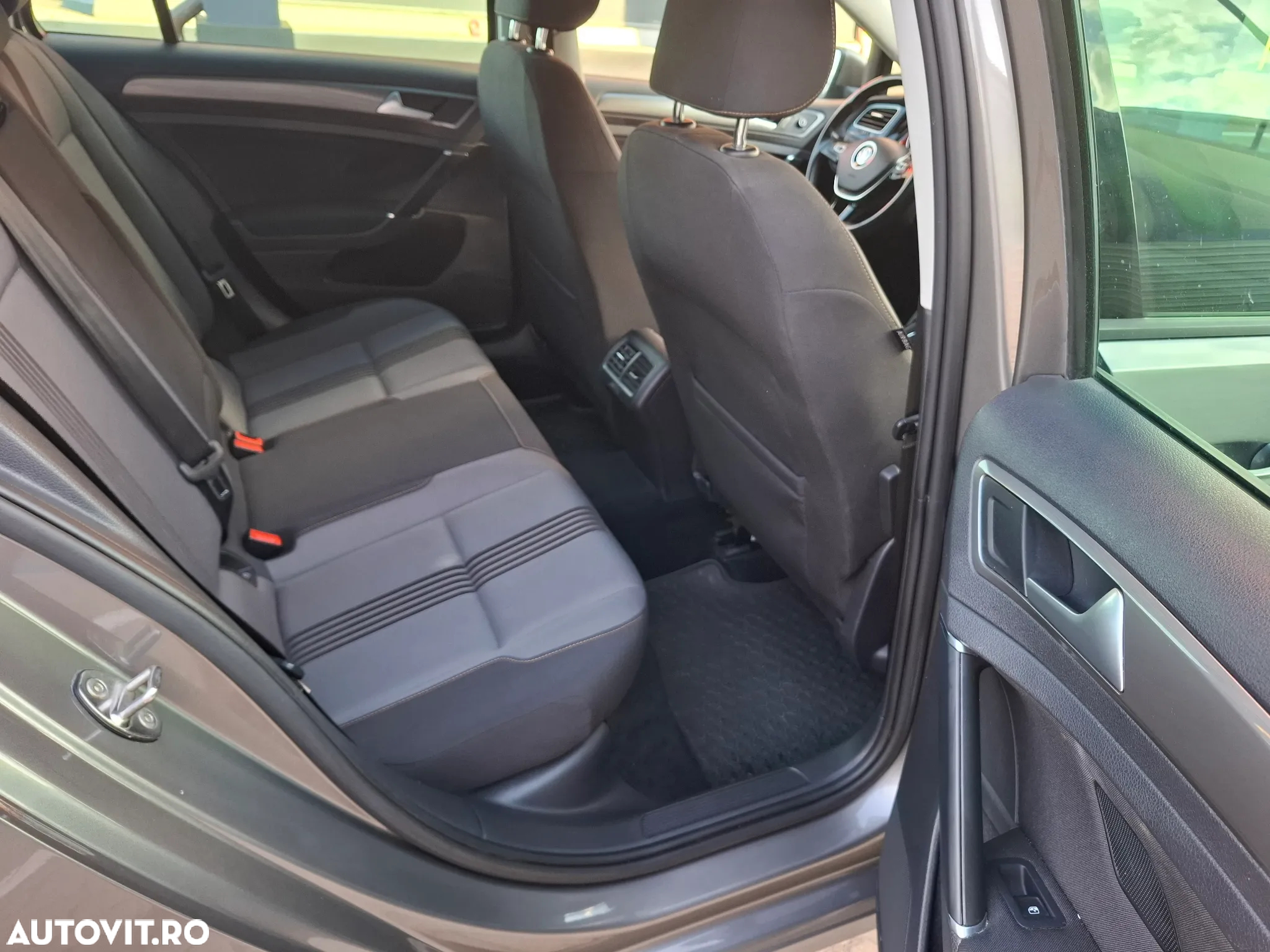 Volkswagen Golf Variant 1.6 TDI (BlueMotion Technology) Trendline - 6