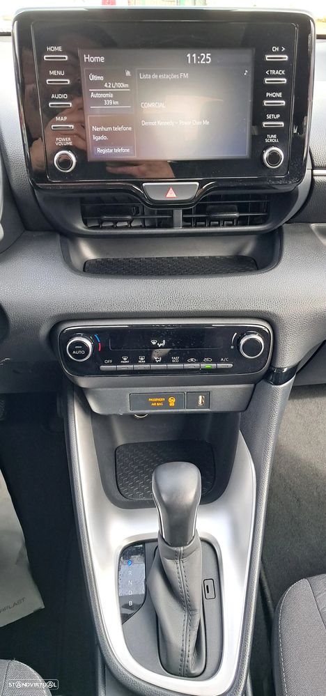 Toyota Yaris 1.5 HDF Comfort Plus - 7