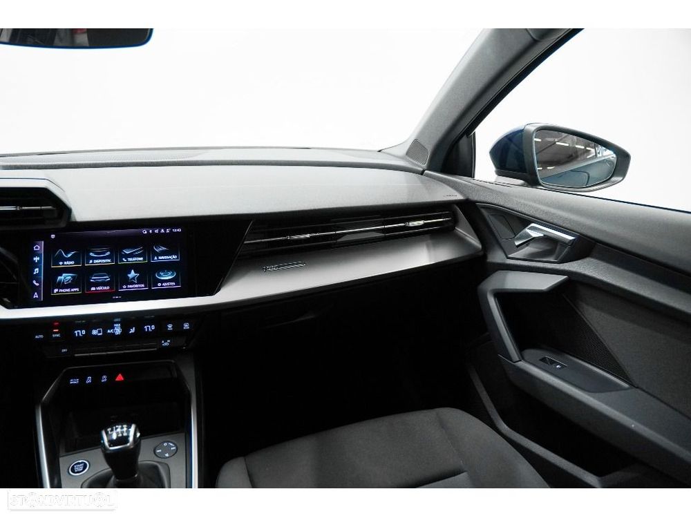 Audi A3 Sportback 30 TDI - 18