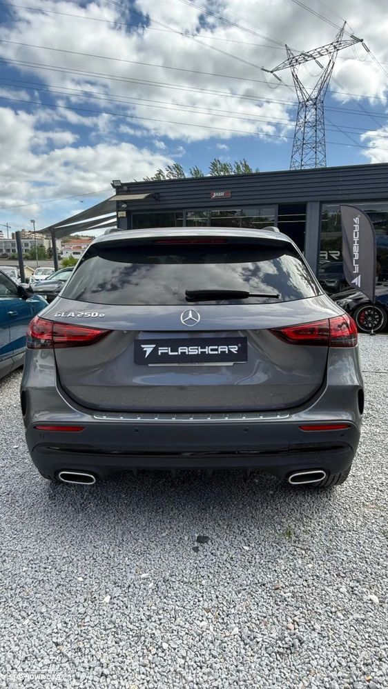 Mercedes-Benz GLA 250 e 8G-DCT AMG Line - 10