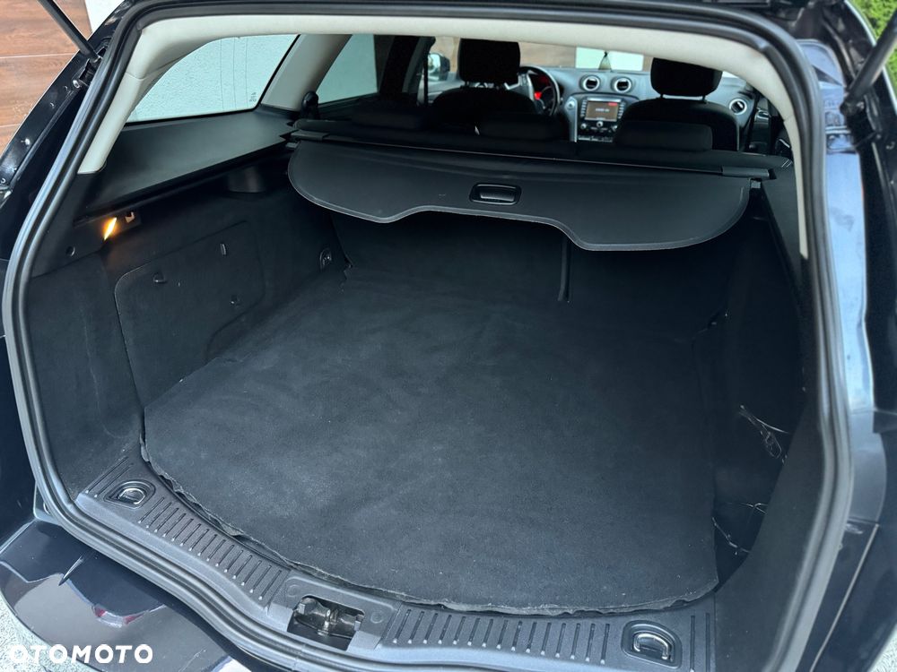 Ford Mondeo 2.0 TDCi Champions Edition - 20