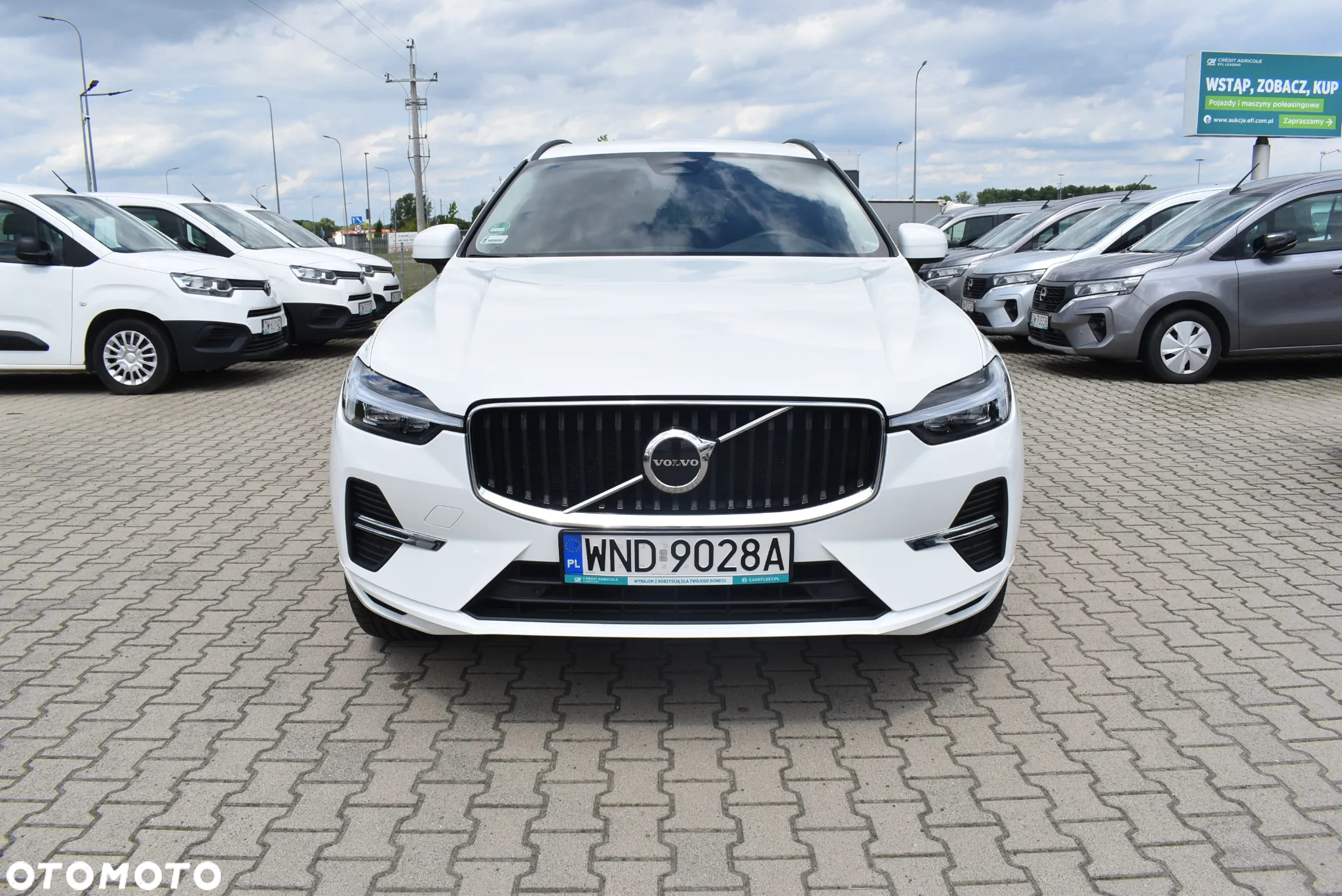 Volvo XC 60 B4 B Momentum Pro - 4