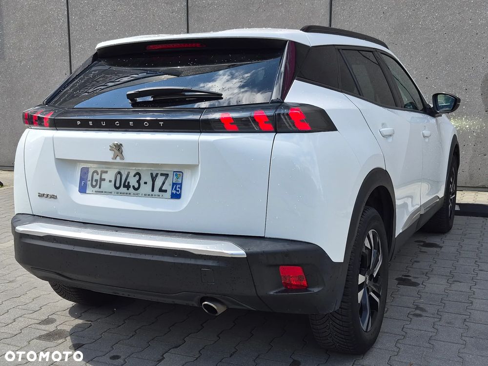 Peugeot 2008 1.5 BlueHDi Allure S&S EAT8 - 33