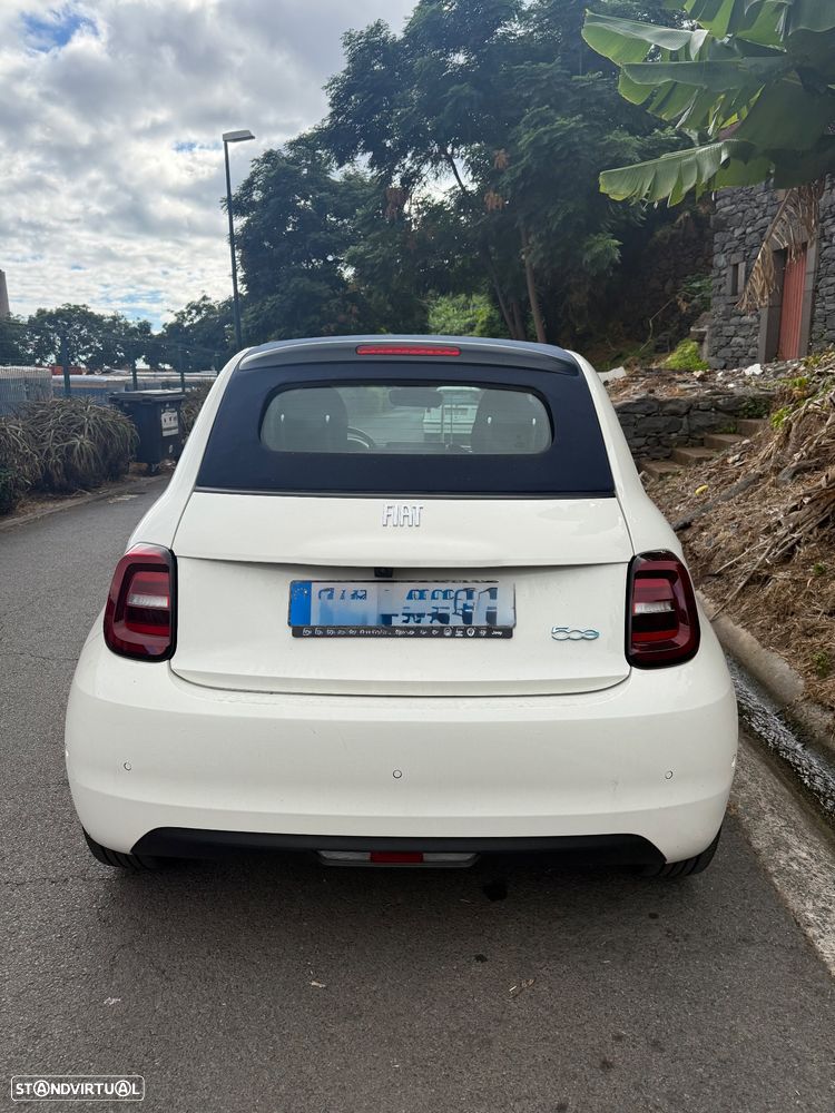 Fiat 500e C - 11