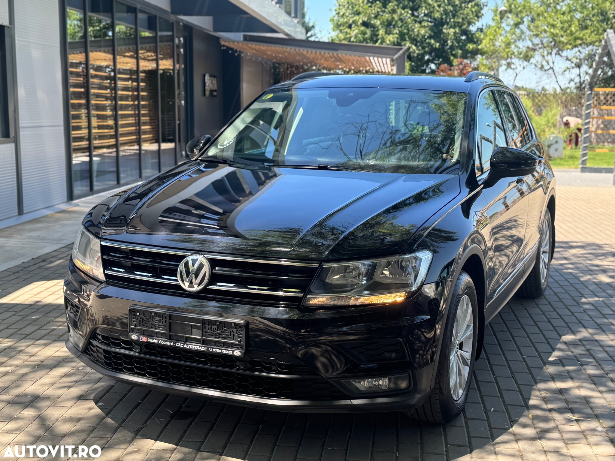 Volkswagen Tiguan 2.0 TDI DPF DSG Comfortline - 12