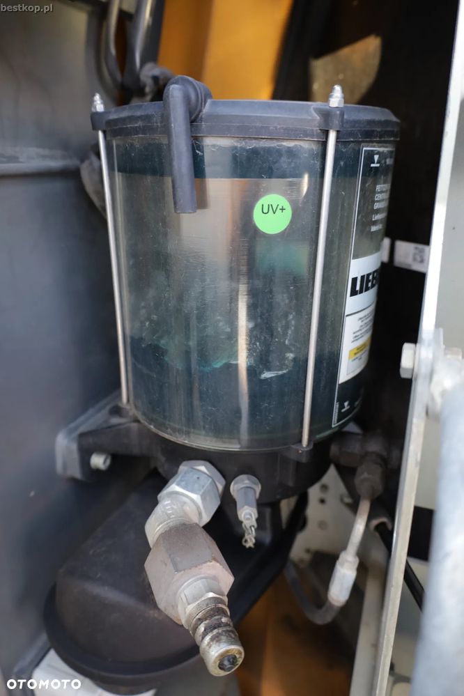 Liebherr A910 Compact Litronic - 33