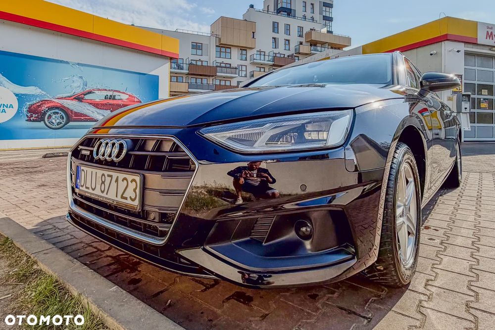 Audi A4 Avant 40 TDI Quattro S tronic - 18