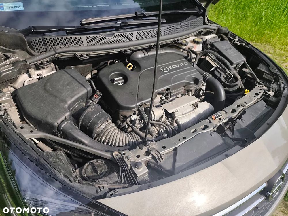 Opel Astra 1.4 T Enjoy - 9