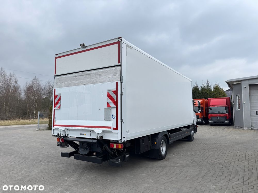 Mercedes-Benz ATEGO - 9