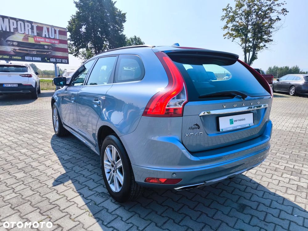 Volvo XC 60 D4 Momentum Pro - 3