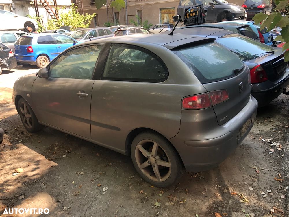 Dezmembrez Seat Ibiza 2005 1.4 benzina coupe - 5