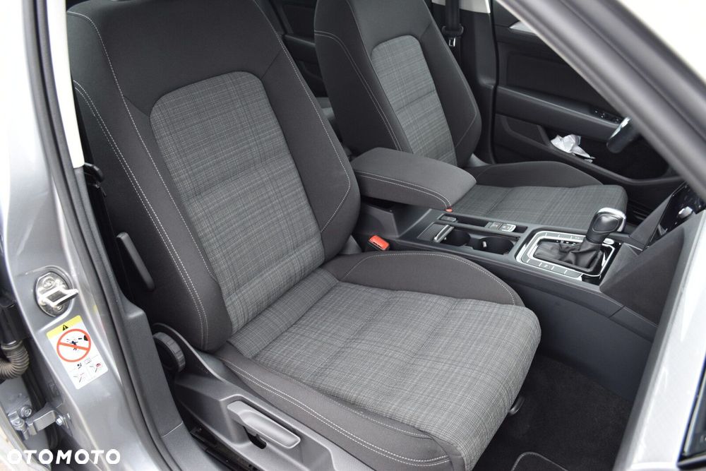 Volkswagen Passat 2.0 TDI Business DSG - 35
