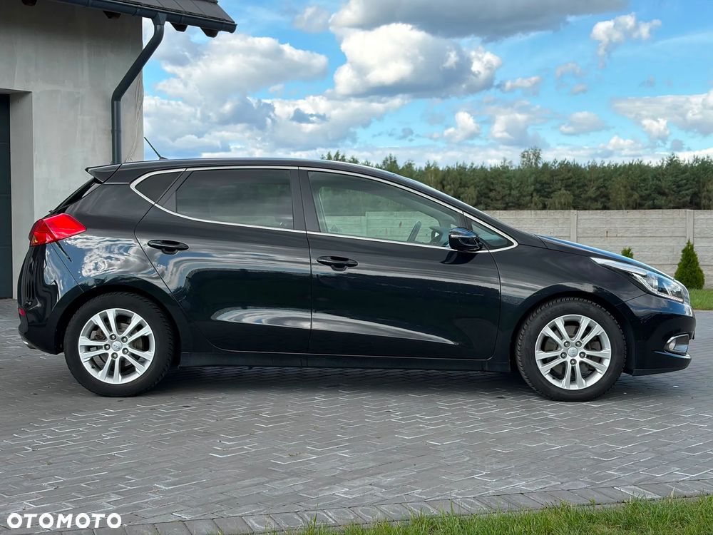 Kia Ceed 1.6 CRDi 128 ISG Edition 7 - 6