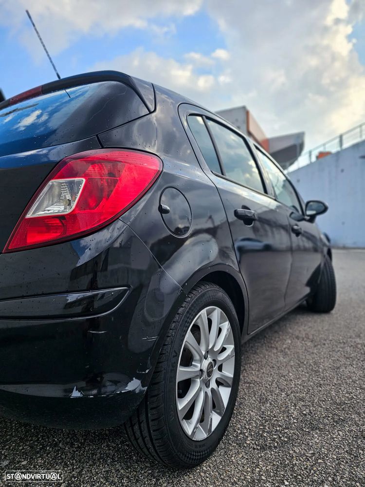 Opel Corsa 1.2 Cosmo - 13