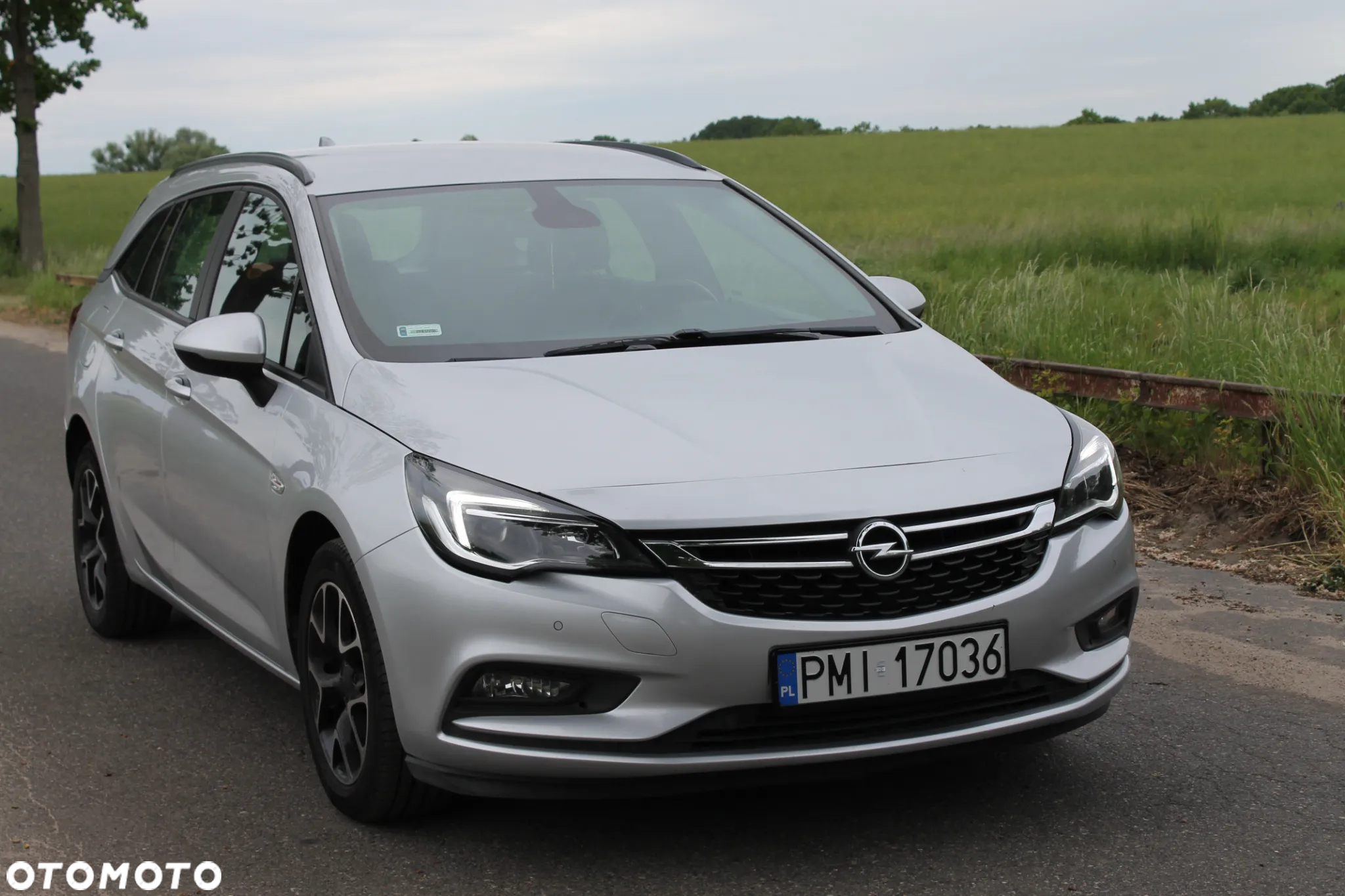 Opel Astra 1.6 CDTI Sports Tourer Active - 10