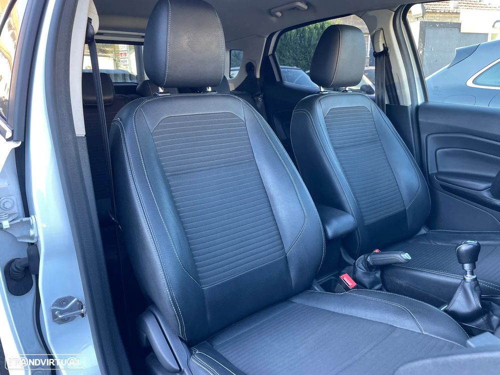 Ford EcoSport 1.5 TDCi Titanium Plus - 13