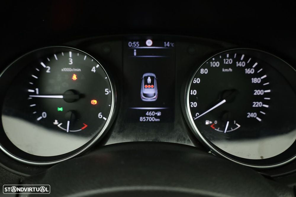 Nissan Qashqai 1.5 dCi N-Connecta - 16