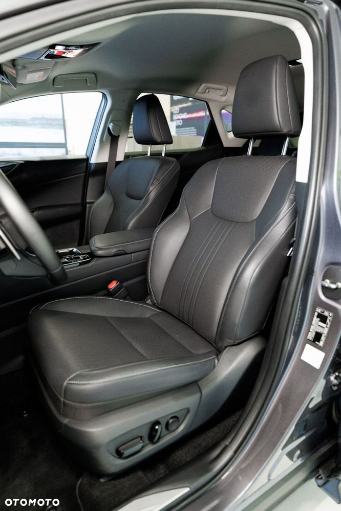 Lexus NX - 8