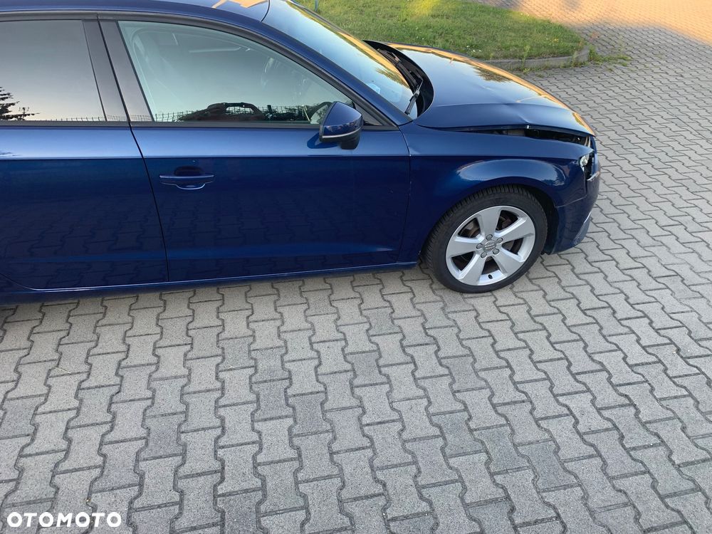 Audi A3 Sportback 2.0 TDI quattro sport - 2