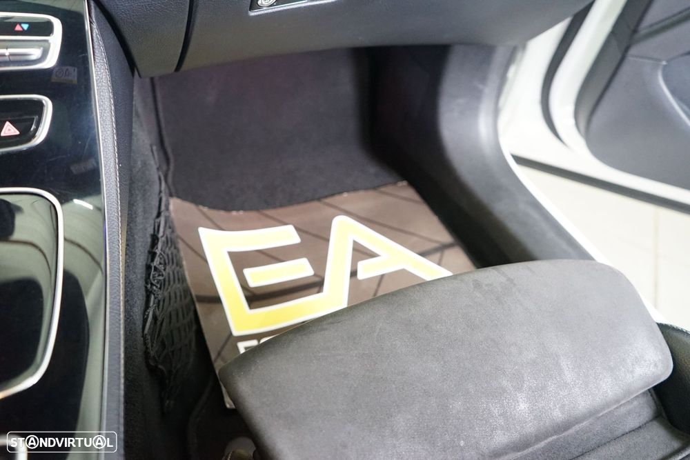 Mercedes-Benz E 220 d AMG Line - 39