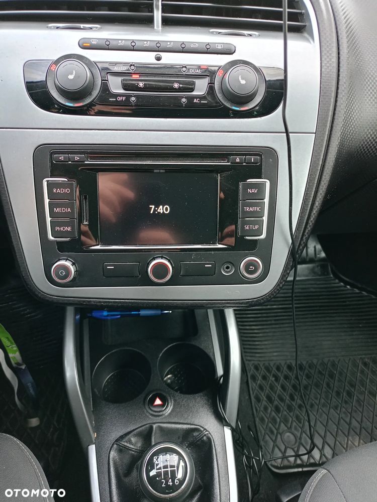 Seat Altea XL 2.0 TDI CR DPF Style - 10