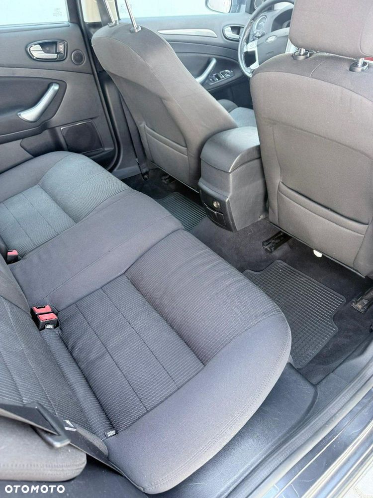 Ford Mondeo 2.0 FF Titanium - 15