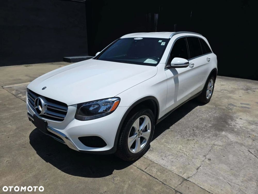 Mercedes-Benz GLC - 1