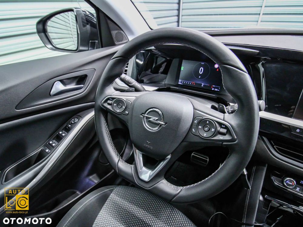 Opel Grandland 1.2 T Business Edition S&S - 29