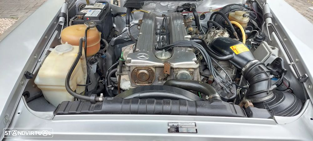 Mercedes-Benz SL 280 - 18