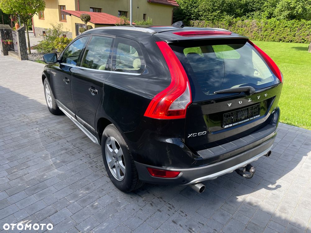 Volvo XC 60 D5 AWD Kinetic - 6