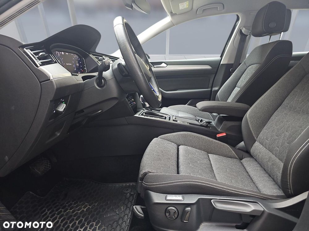 Volkswagen Passat Variant 1.4 TSI Plug-In Hybrid GTE DSG - 9