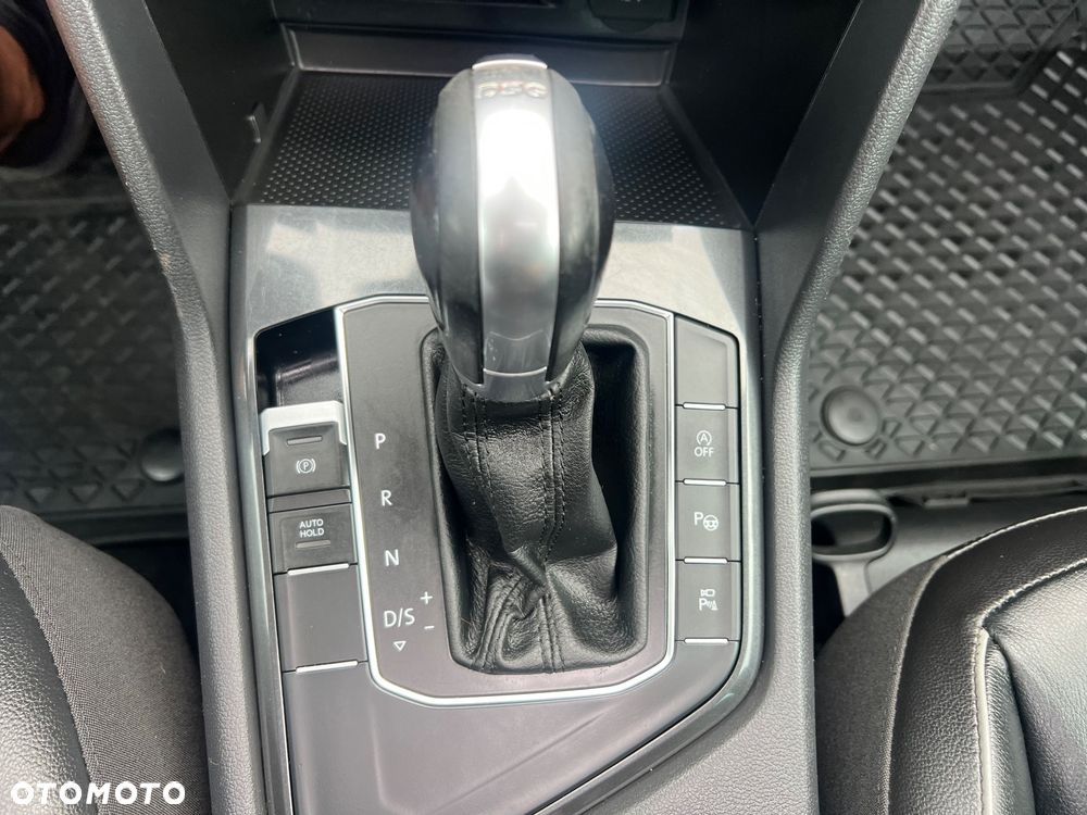 Volkswagen Tiguan - 38