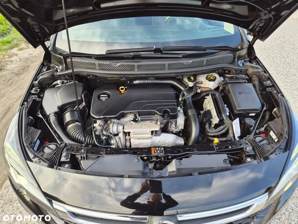 Opel Astra 1.4 Turbo Start/Stop 120 Jahre - 25