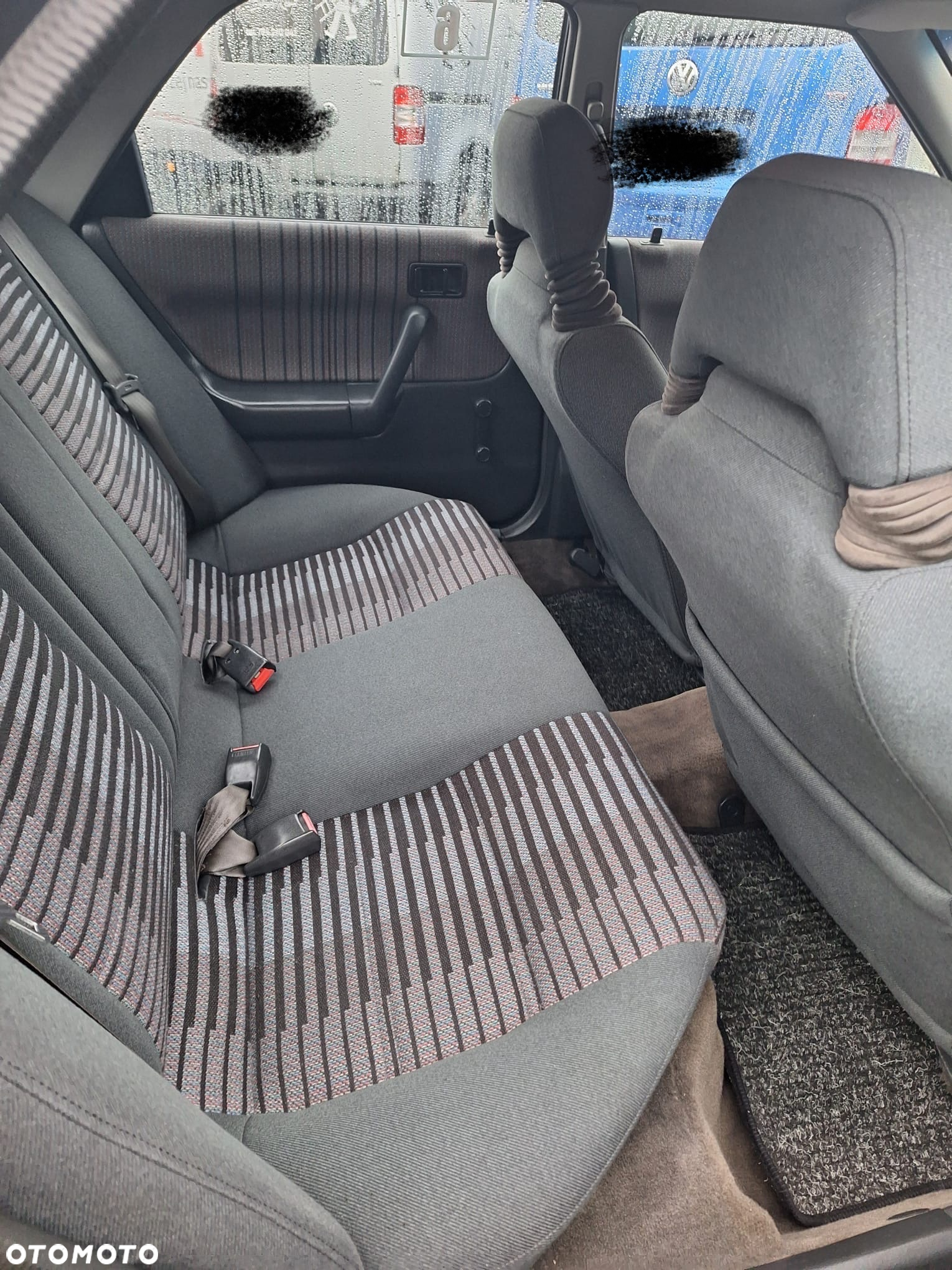 Mazda 323 F 1.9 GT - 3