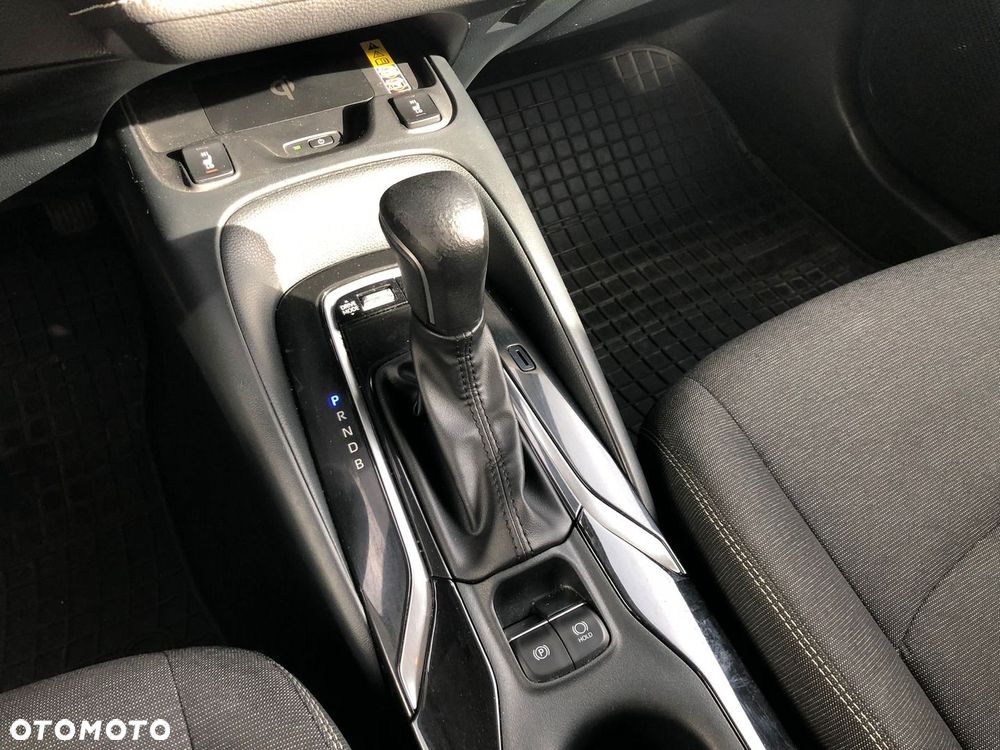 Toyota Corolla 1.8 Hybrid Style - 23