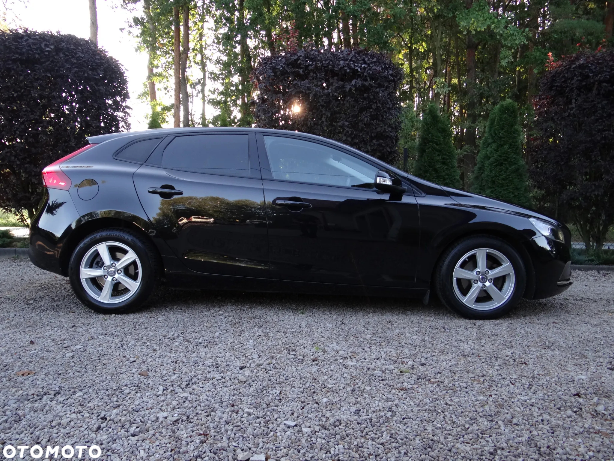 Volvo V40 D2 R-Design Kinetic - 13