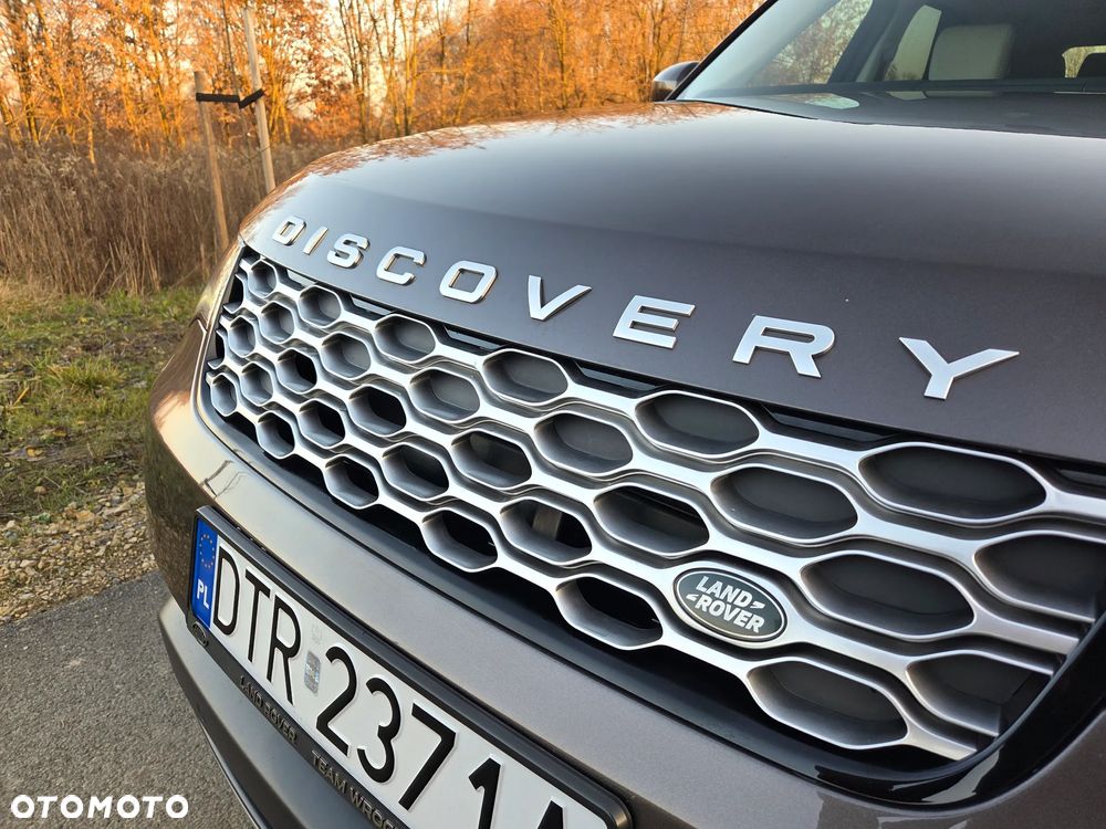 Land Rover Discovery 3.0 D250 mHEV SE - 8