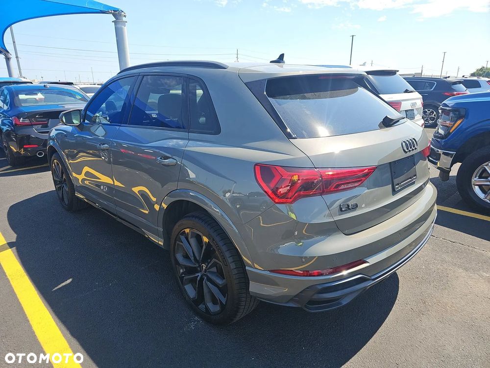 Audi Q3 2.0 TFSI Quattro S tronic design - 5