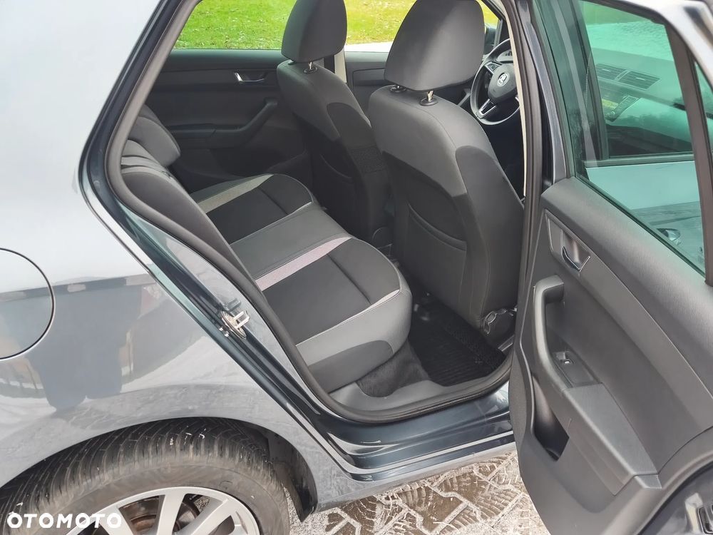 Skoda Fabia 1.2 TSI DSG Edition - 20