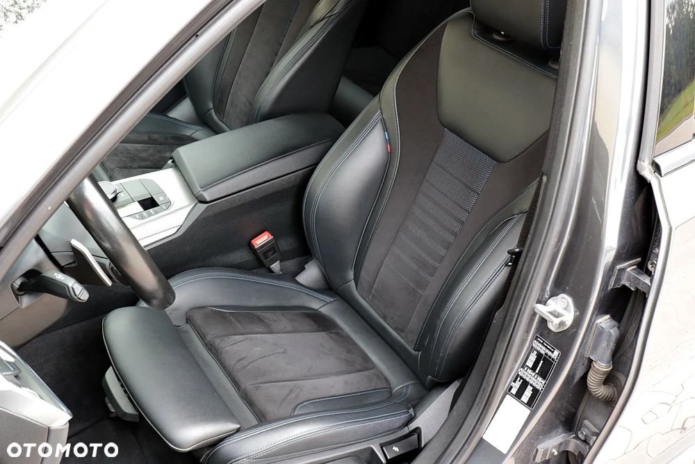 BMW Seria 3 320d Touring M Sport - 25