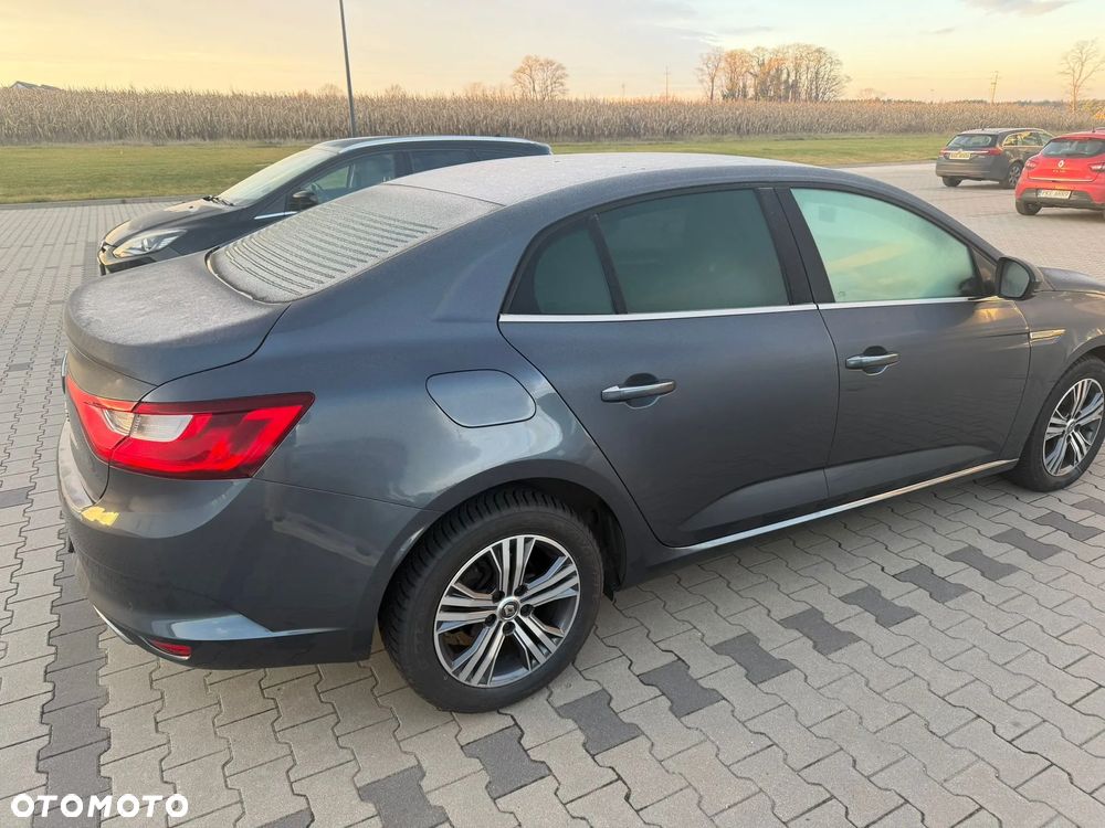 Renault Megane TCe 140 GPF EDC INTENS - 5